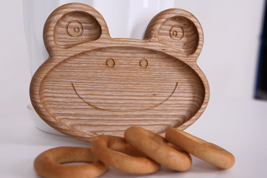 Wooden children's plate "Frog"