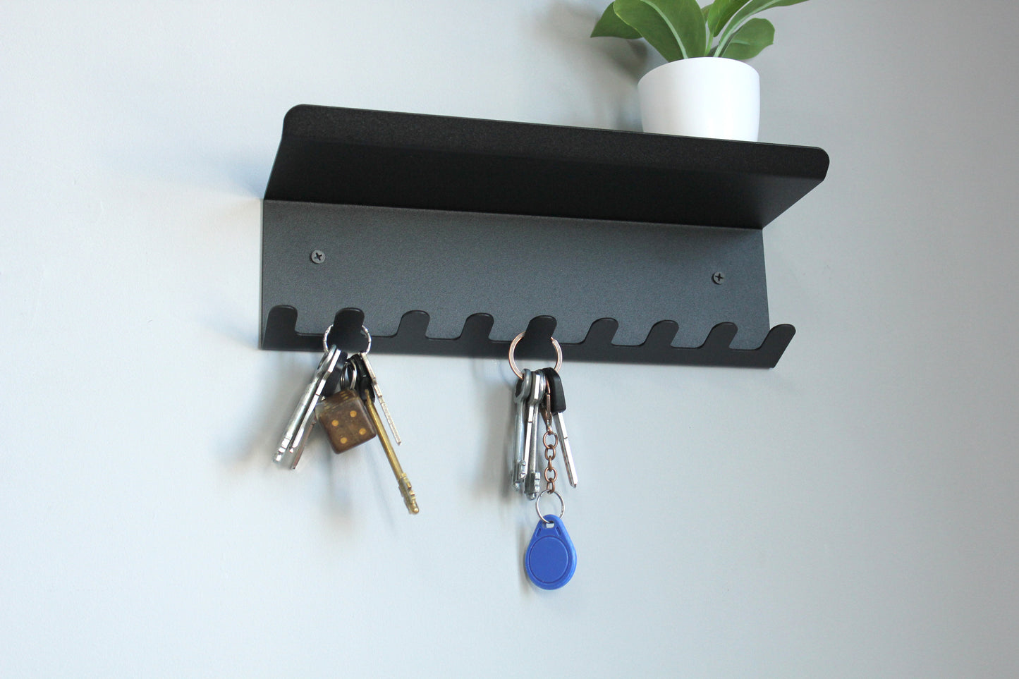 Mini key holder from bent metal