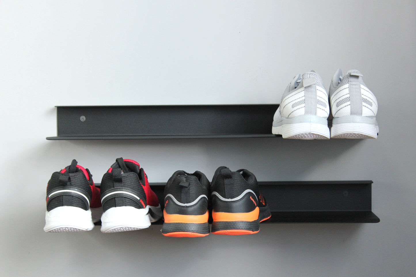 Set 2 bent metal shoe rack "Sneaker"