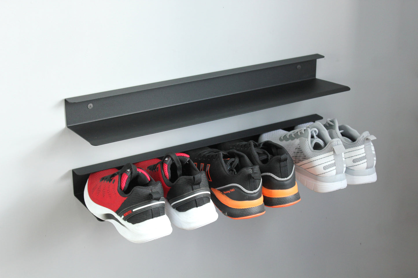 Set 2 bent metal shoe rack "Sneaker"