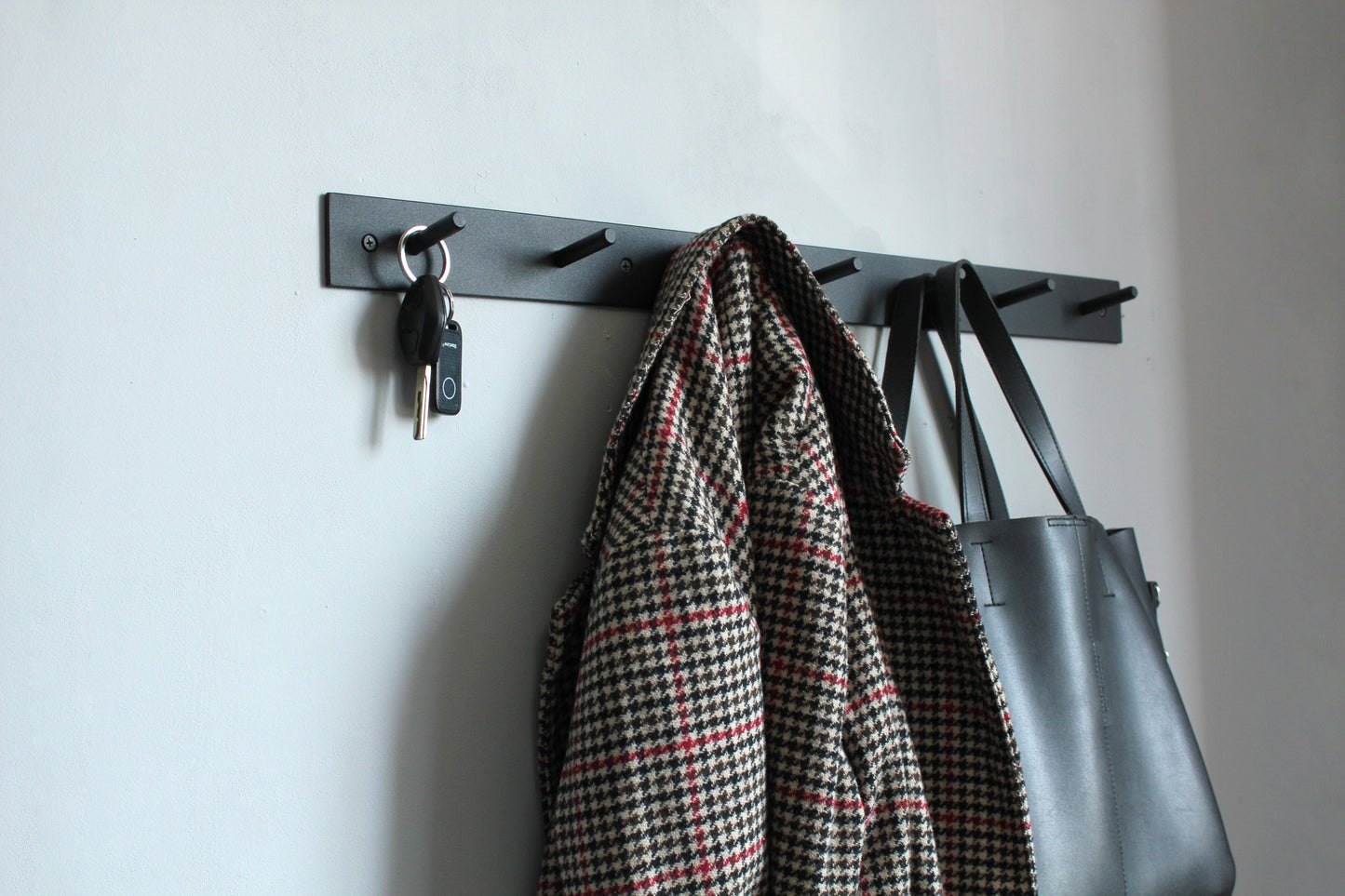 Metal clothes hanger with hooks - "Hanger tier"