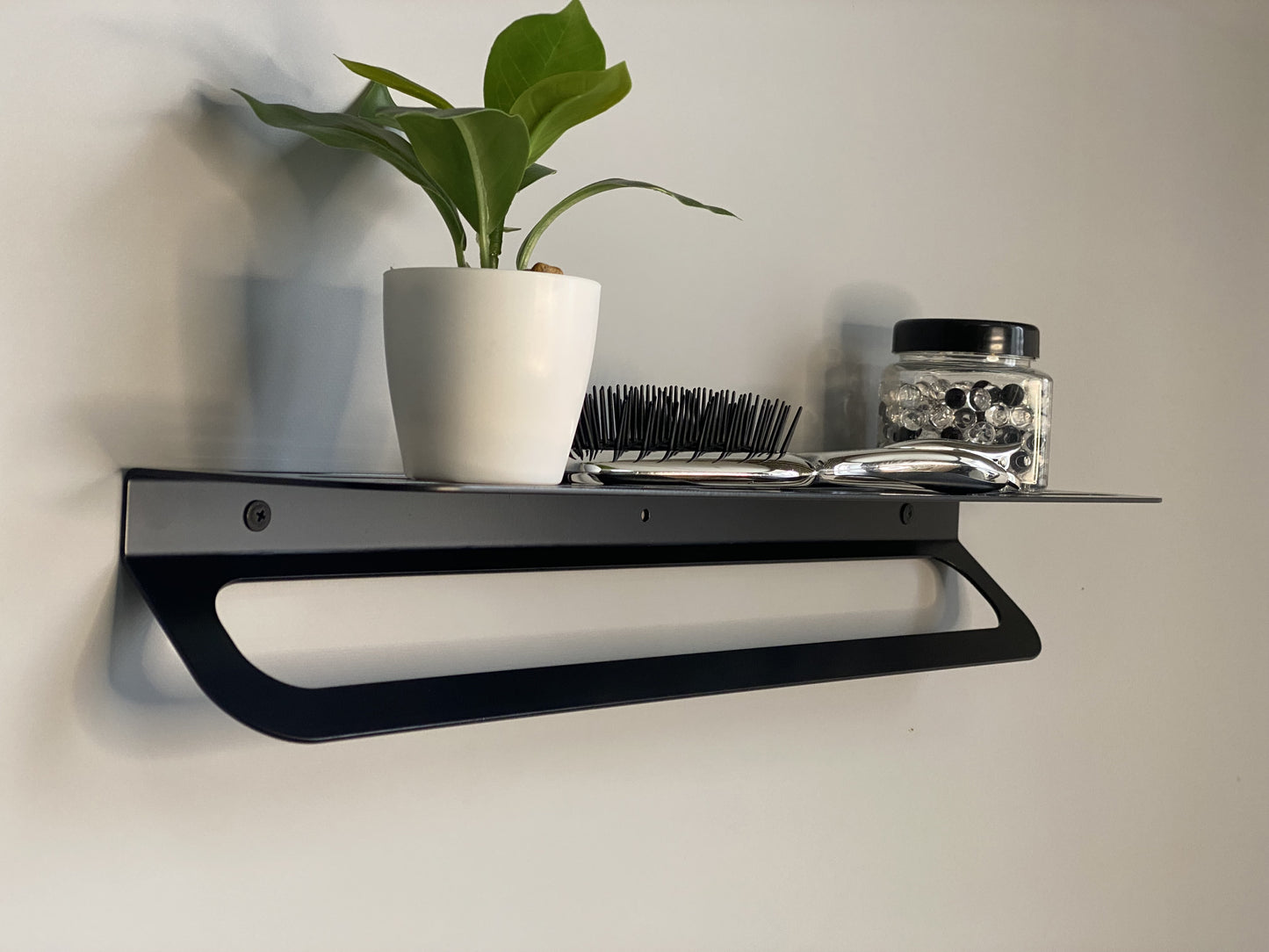 Bathroom towel metal shelf - "Stripy"