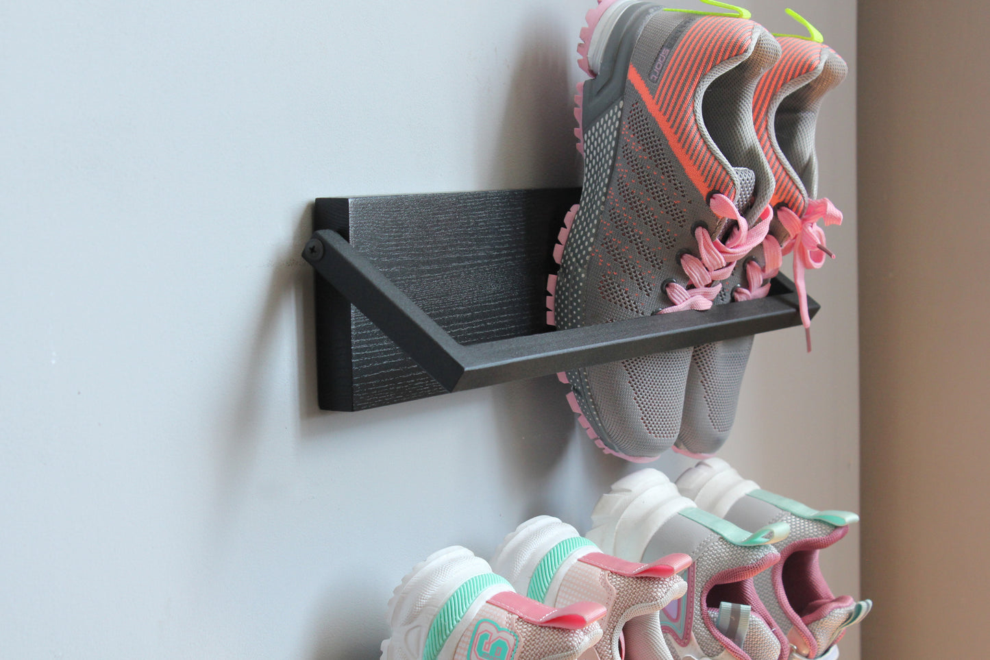 wall shoe storage